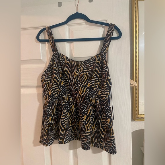 Very pretty Anthropologie tank blouse, peplum style. - Picture 1 of 6